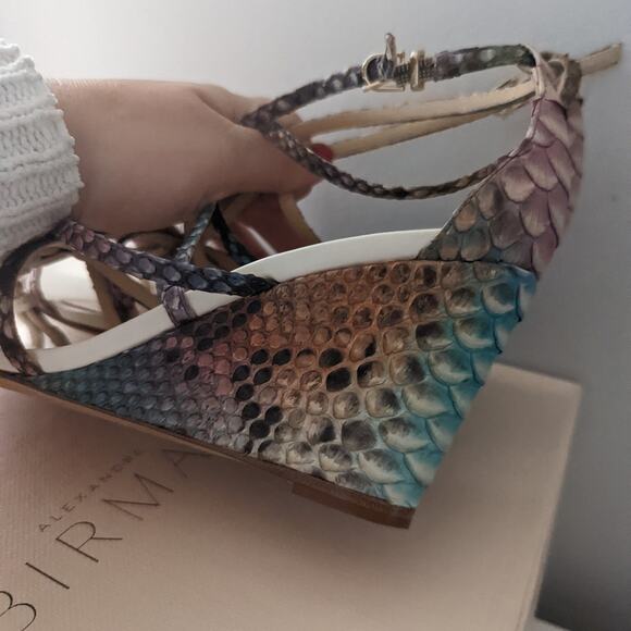 Alexandre Birman Mallica Python Wedge Sandals Size 37.5 = US 7 Retail $650 - Picture 3 of 12